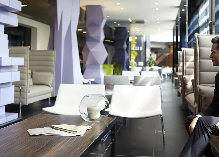 Отель Rmh Des Arts 4*