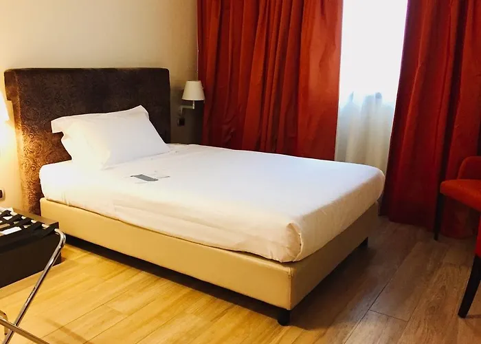 Rmh Des Arts Отель 4*
