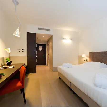 Rmh Des Arts Hotel 4*