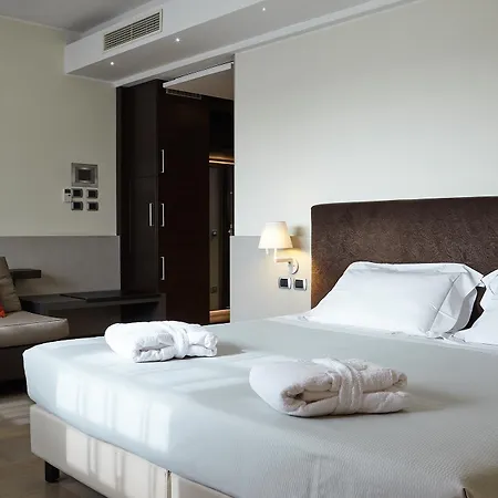 Rmh Des Arts 4* Modena