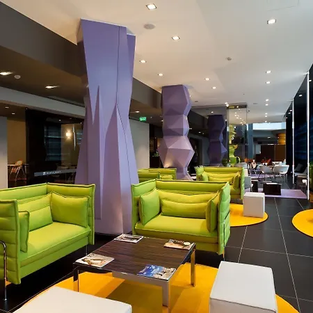 酒店 Rmh Des Arts 4*