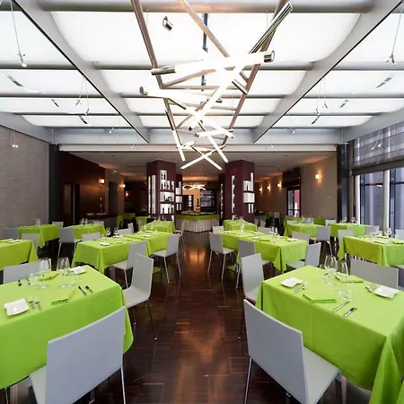 Rmh Des Arts 4* Módena