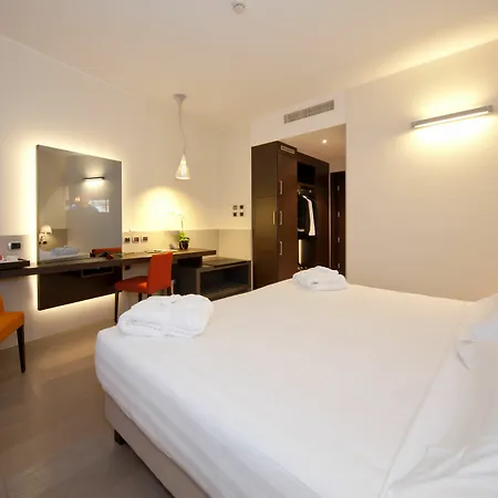 Rmh Des Arts 4* Modena