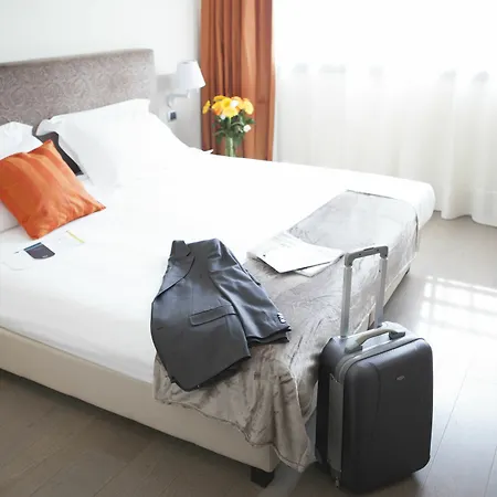 Rmh Des Arts Hotel Modena