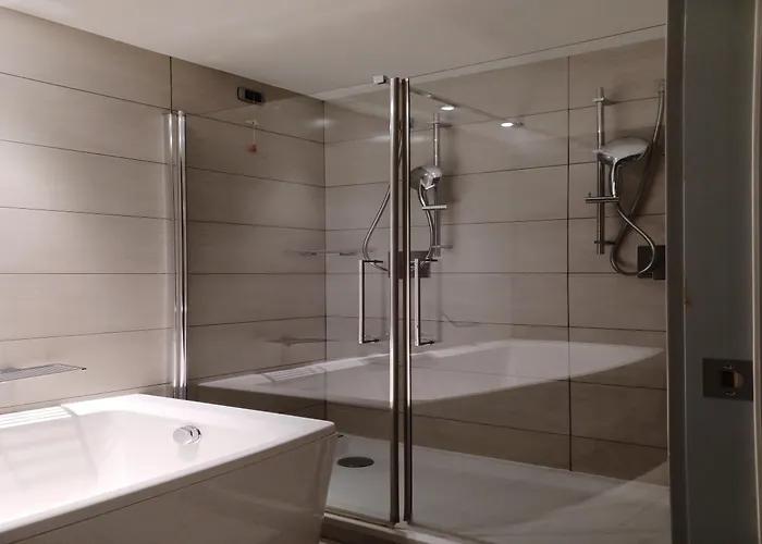 Hotel Rmh Des Arts 4*