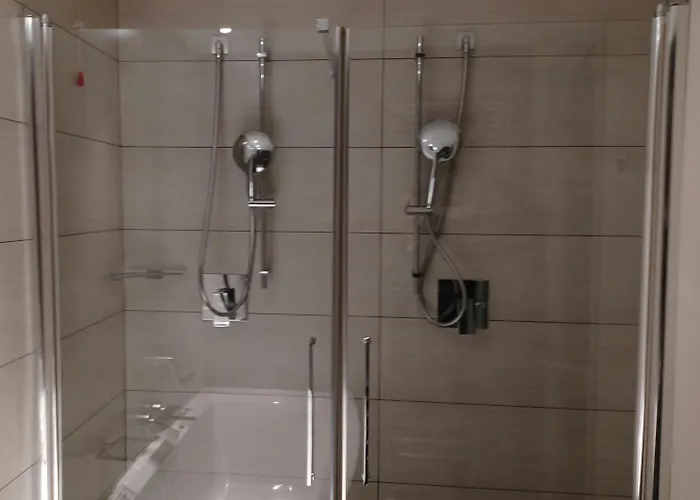 Rmh Des Arts Hotell 4*