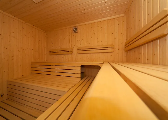 Hotel Rmh Des Arts Modène