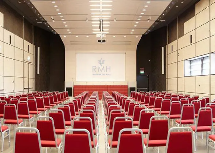 Rmh Des Arts Hotel Modène