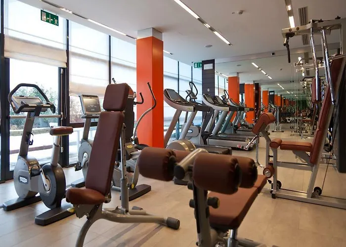 Hotel Rmh Des Arts Modène